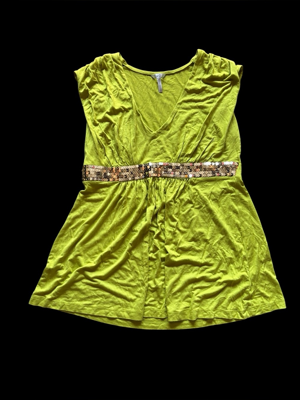 ✨ Green sequin top
with stretchy waistband. Size M✨